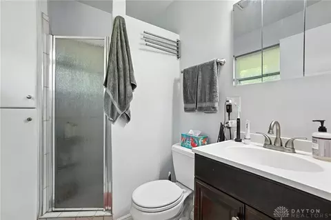 Bath - 262 Upper Hillside Dr, Bellbrook, OH 45305 photo 1 of 6