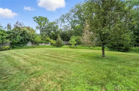Exterior - 1579 Big Hill Rd, Kettering, OH 45429 photo 4 of 23