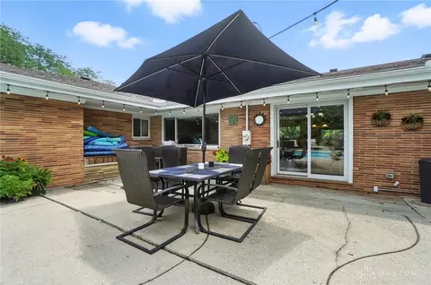 Exterior - 1579 Big Hill Rd, Kettering, OH 45429 photo 9 of 23