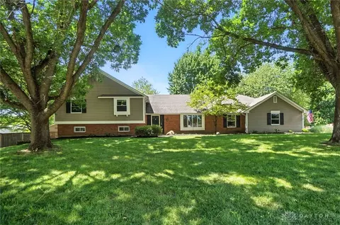 1572 Frontier Ct, Washington Township, OH 45458