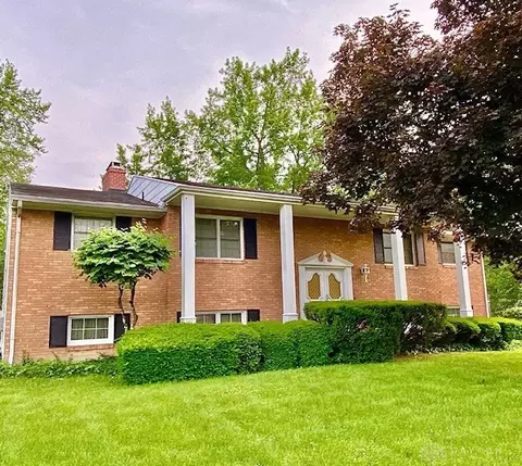 9476 Sheehan Rd, Dayton, OH 45458