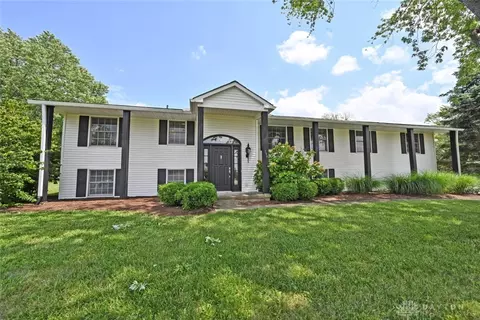 194 Sands Ave, Monroe, OH 45050