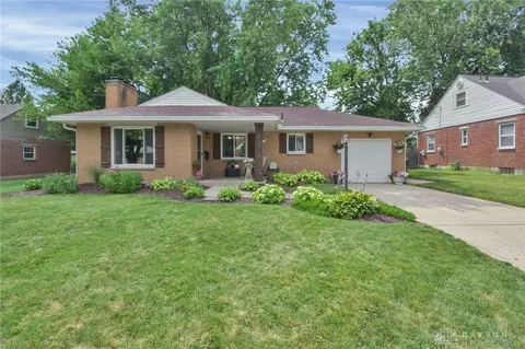 3733 Wenzler Dr, Dayton, OH 45429