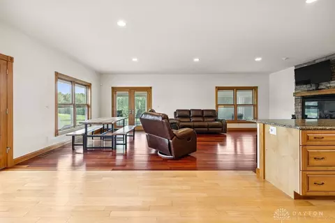 Living - 7373 Crowl Rd, De Graff, OH 43318 photo 4 of 6