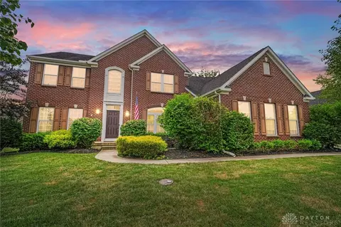 379 Beck Dr, Washington Township, OH 45458