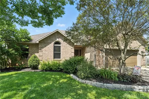 11 Megan Ln, Germantown, OH 45327
