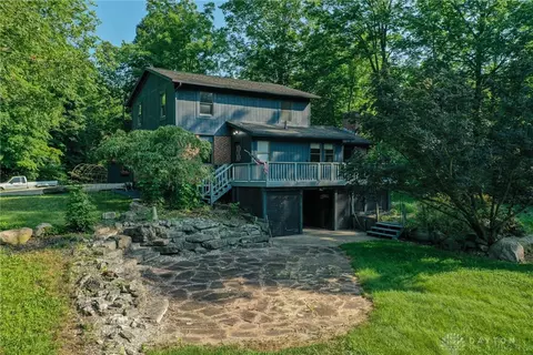 4025 School Rd, New Carlisle, OH 45344