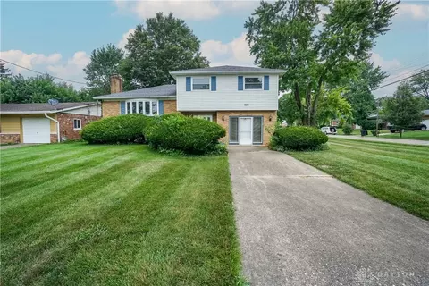 702 W Sharon Rd, Forest Park, OH 45240