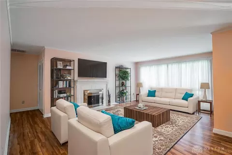 Living - 928 E Stroop Rd, Kettering, OH 45429 photo 1 of 3