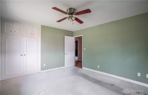 Bedroom - 928 E Stroop Rd, Kettering, OH 45429 photo 3 of 8
