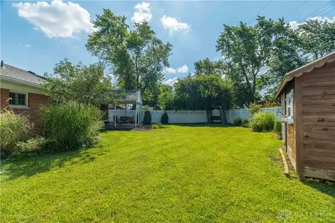 Exterior - 928 E Stroop Rd, Kettering, OH 45429 photo 2 of 5