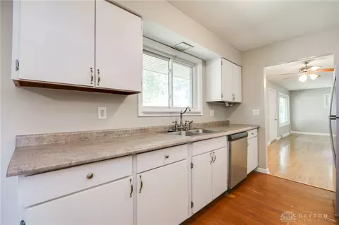 Kitchen - 500 Clareridge Ln, Dayton, OH 45458 photo 4 of 4