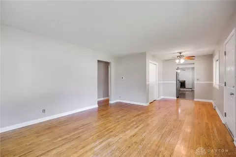 Living - 500 Clareridge Ln, Dayton, OH 45458 photo 3 of 9