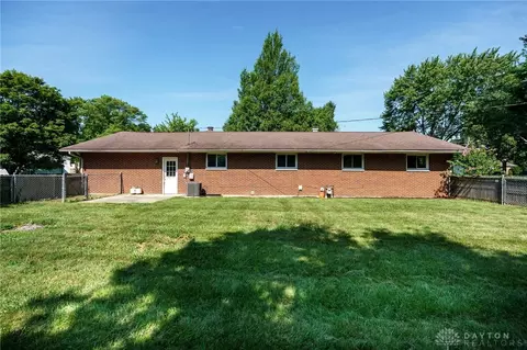 Exterior - 500 Clareridge Ln, Dayton, OH 45458 photo 7 of 8
