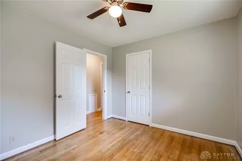 Bedroom - 500 Clareridge Ln, Dayton, OH 45458 photo 4 of 8
