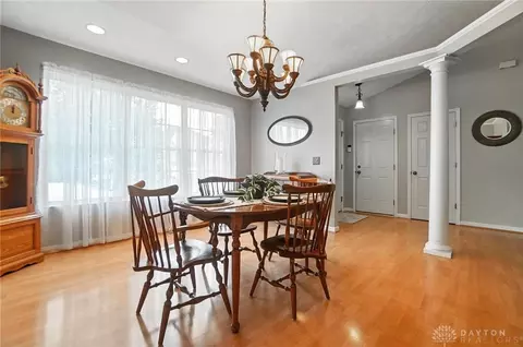 Dining - 25 Kitty Hawk Dr, Springboro, OH 45066 photo 2 of 5