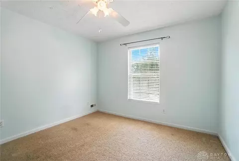 Bedroom - 25 Kitty Hawk Dr, Springboro, OH 45066 photo 5 of 13