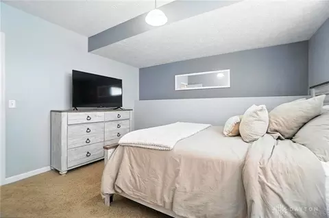 Bedroom - 25 Kitty Hawk Dr, Springboro, OH 45066 photo 10 of 13