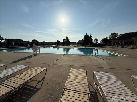 Exterior - 25 Kitty Hawk Dr, Springboro, OH 45066 photo 9 of 10