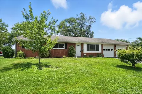 524 Hiatt Ave, Wilmington, OH 45177