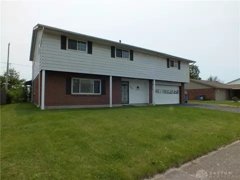 5582 Camerford Dr, Dayton, OH 45424