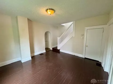 Living - 1428 Highland Ave, Springfield, OH 45503 photo 1 of 3