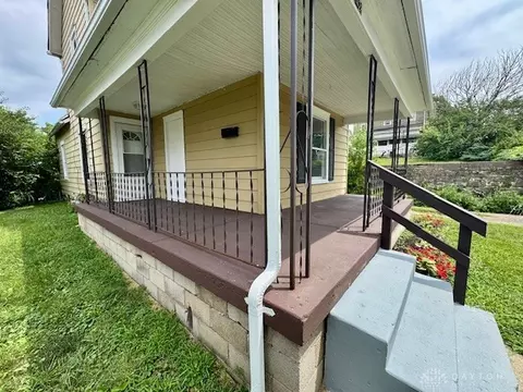 Exterior - 1428 Highland Ave, Springfield, OH 45503 photo 4 of 4