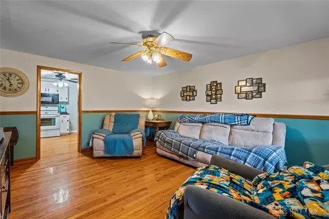 4065 Apache Trl, Jamestown, OH 45335 photo 7