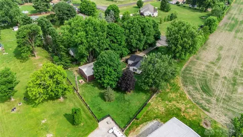 4065 Apache Trl, Jamestown, OH 45335 photo 32