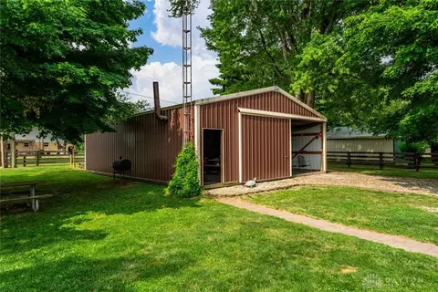 4065 Apache Trl, Jamestown, OH 45335 photo 19