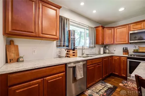 5423 Brainard Dr, Dayton, OH 45440 photo 10