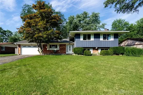 5423 Brainard Dr, Dayton, OH 45440 photo 3