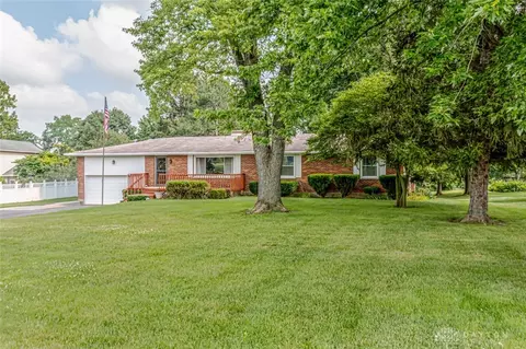 1027 Old Springfield Rd, Vandalia, OH 45377