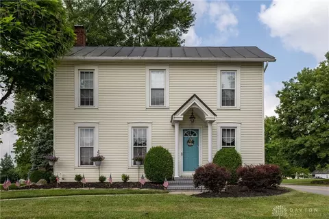 11 Kimmel Rd, Clayton, OH 45315