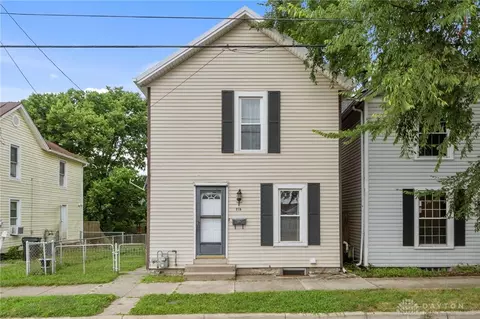 215 Old Main St, Miamisburg, OH 45342