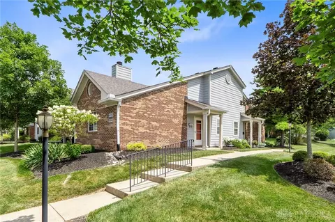 6690 Wareham Ct, Dayton, OH 45459