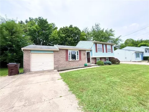 11629 Pippin Rd, Cincinnati, OH 45231 photo 2