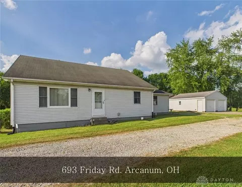 693 Friday Rd, Arcanum, OH 45304