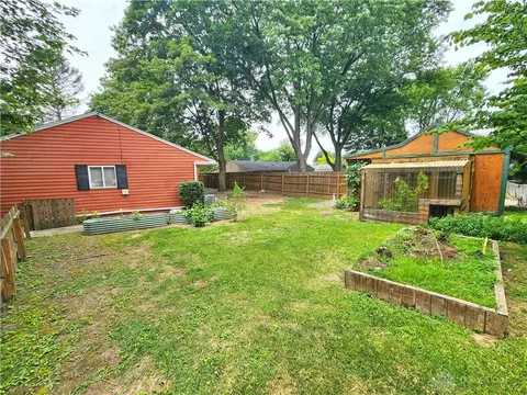 2903 E Cunnington Ln, Kettering, OH 45420 photo 23