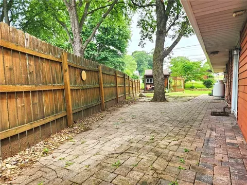 2903 E Cunnington Ln, Kettering, OH 45420 photo 18