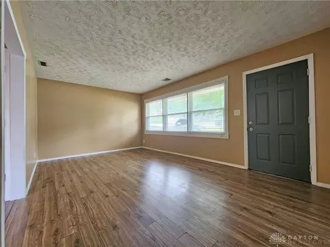 2903 E Cunnington Ln, Kettering, OH 45420 photo 12