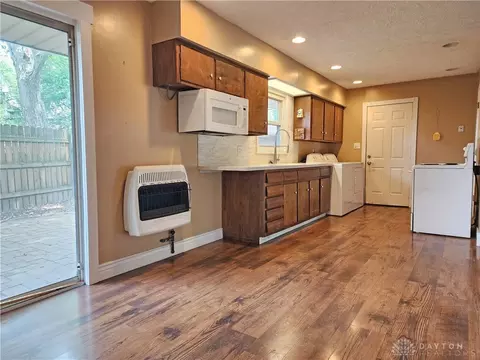 2903 E Cunnington Ln, Kettering, OH 45420 photo 5