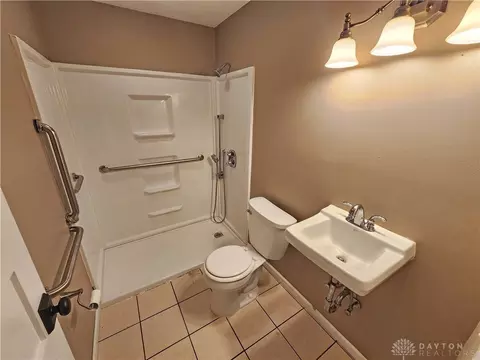 2903 E Cunnington Ln, Kettering, OH 45420 photo 13