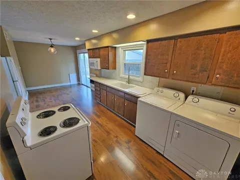 2903 E Cunnington Ln, Kettering, OH 45420 photo 7