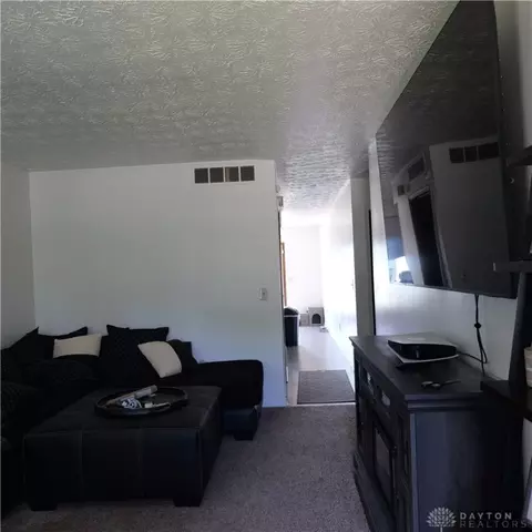 9860 Mandel Dr, Centerville, OH 45458 photo 33