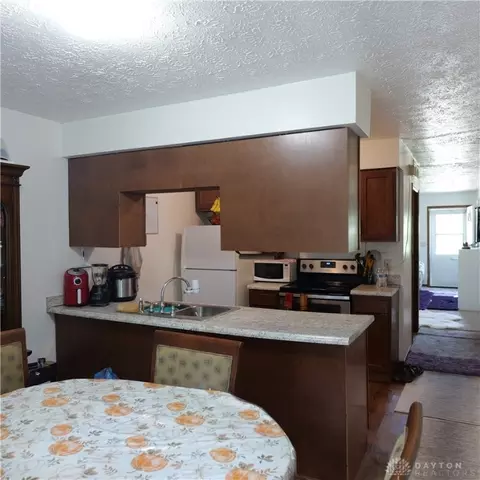 9860 Mandel Dr, Centerville, OH 45458 photo 13