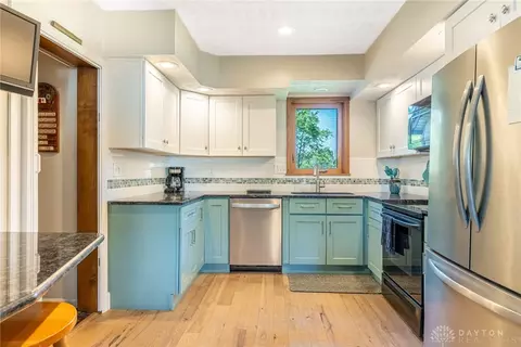 1012 Greenridge Dr, Kettering, OH 45429 photo 14