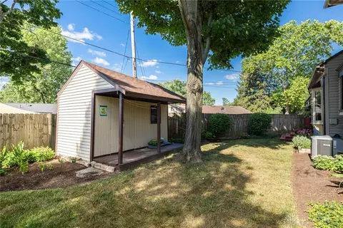 1012 Greenridge Dr, Kettering, OH 45429 photo 38