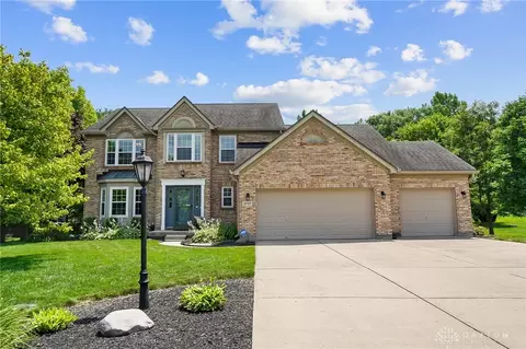 3737 Silver Leaf Ct, Beavercreek, OH 45430
