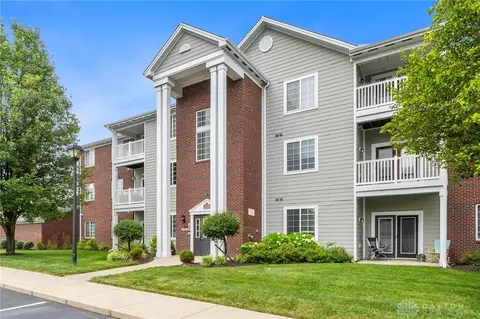 2335 Pinnacle Ct #101, Fairborn, OH 45324